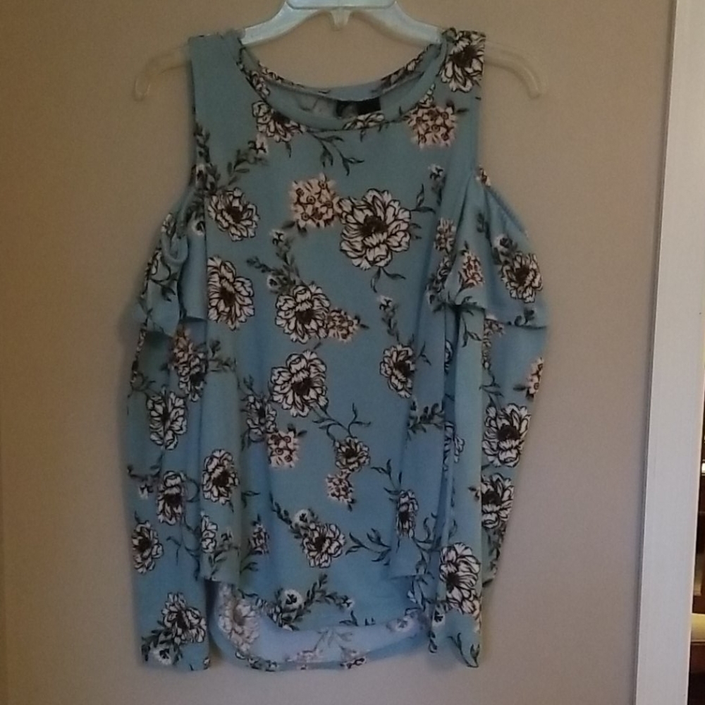Kristen Nicole cold shoulder floral sweater sz L